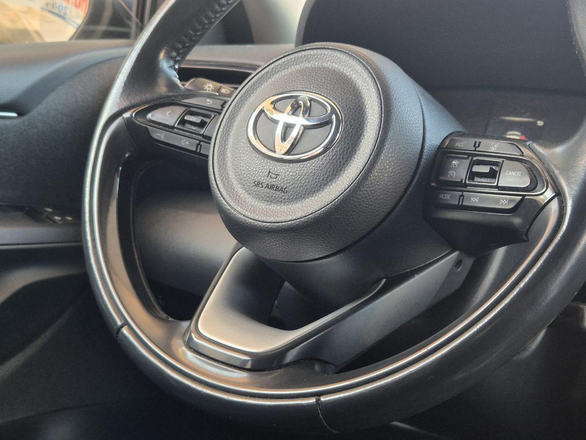 TOYOTA - Yaris - 1.5 Hybrid 5p. Business