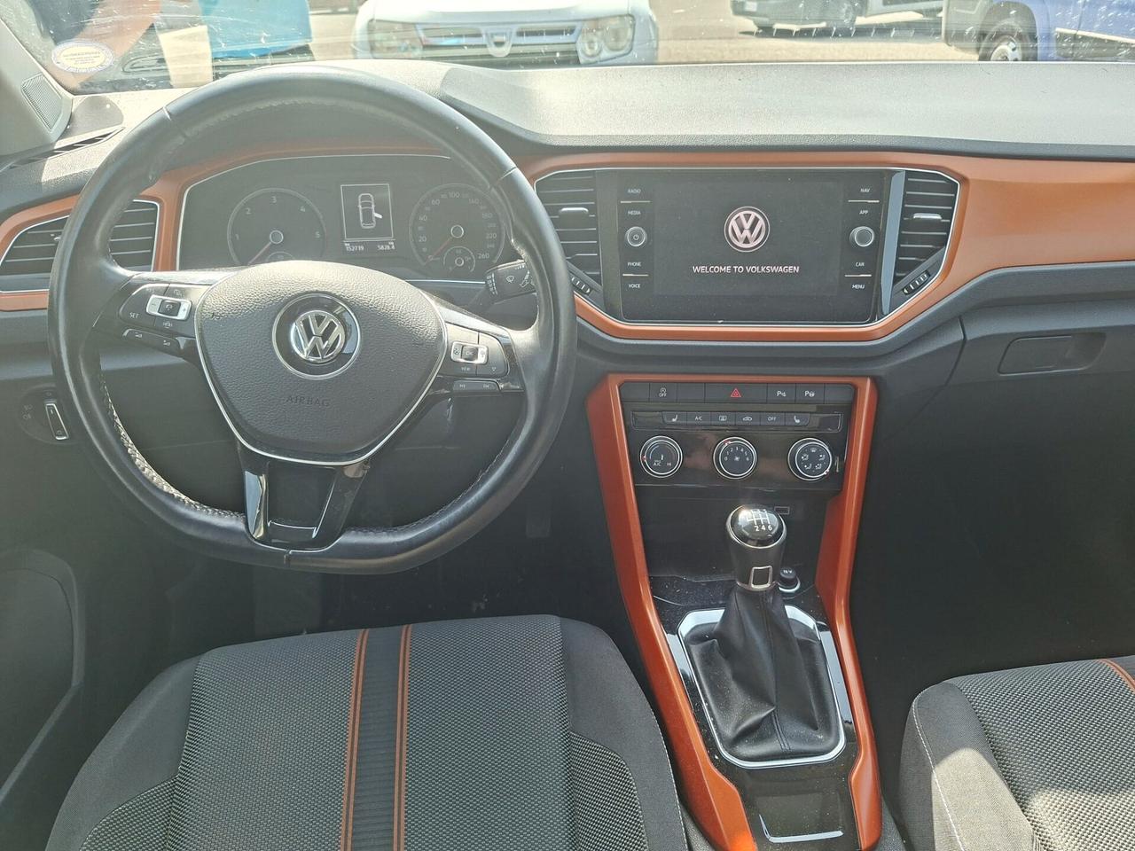 Volkswagen T-Roc 1.6 TDI R-LINE 116 cv