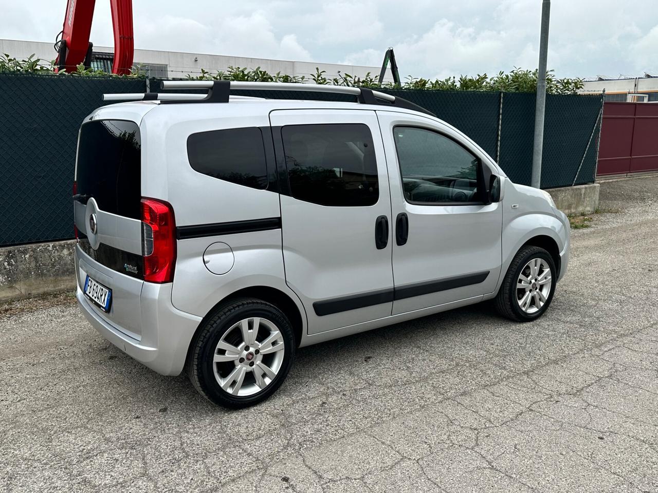 Fiat Qubo 1.4 8V 77 CV Active Natural Power
