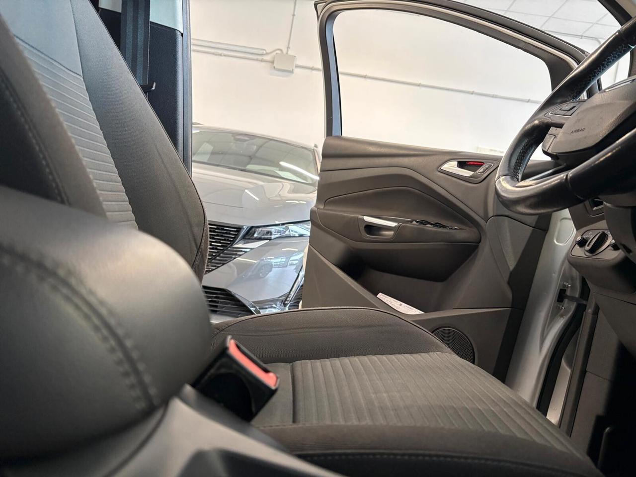 Ford C-Max 7 TITANIUM 1.5 TDCi 120 CV 6mt 7 posti