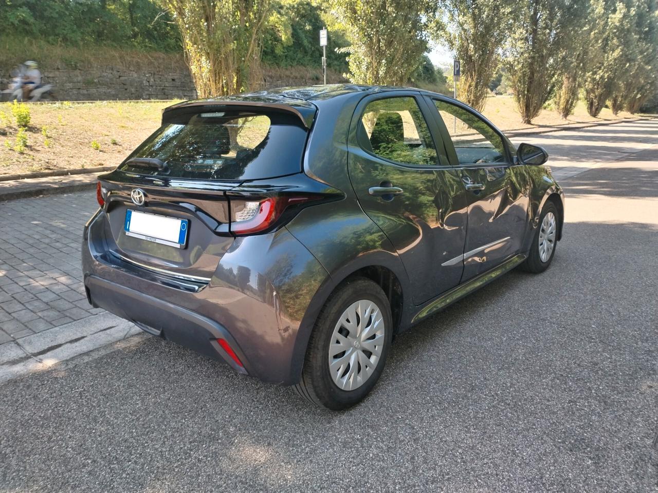 Toyota Yaris 1.0 5 porte Incidentata/Sinistrata