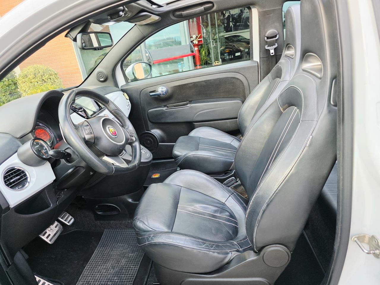 Abarth 500 C 1.4 Turbo T-Jet MTA tagliando e distribuzione fatta