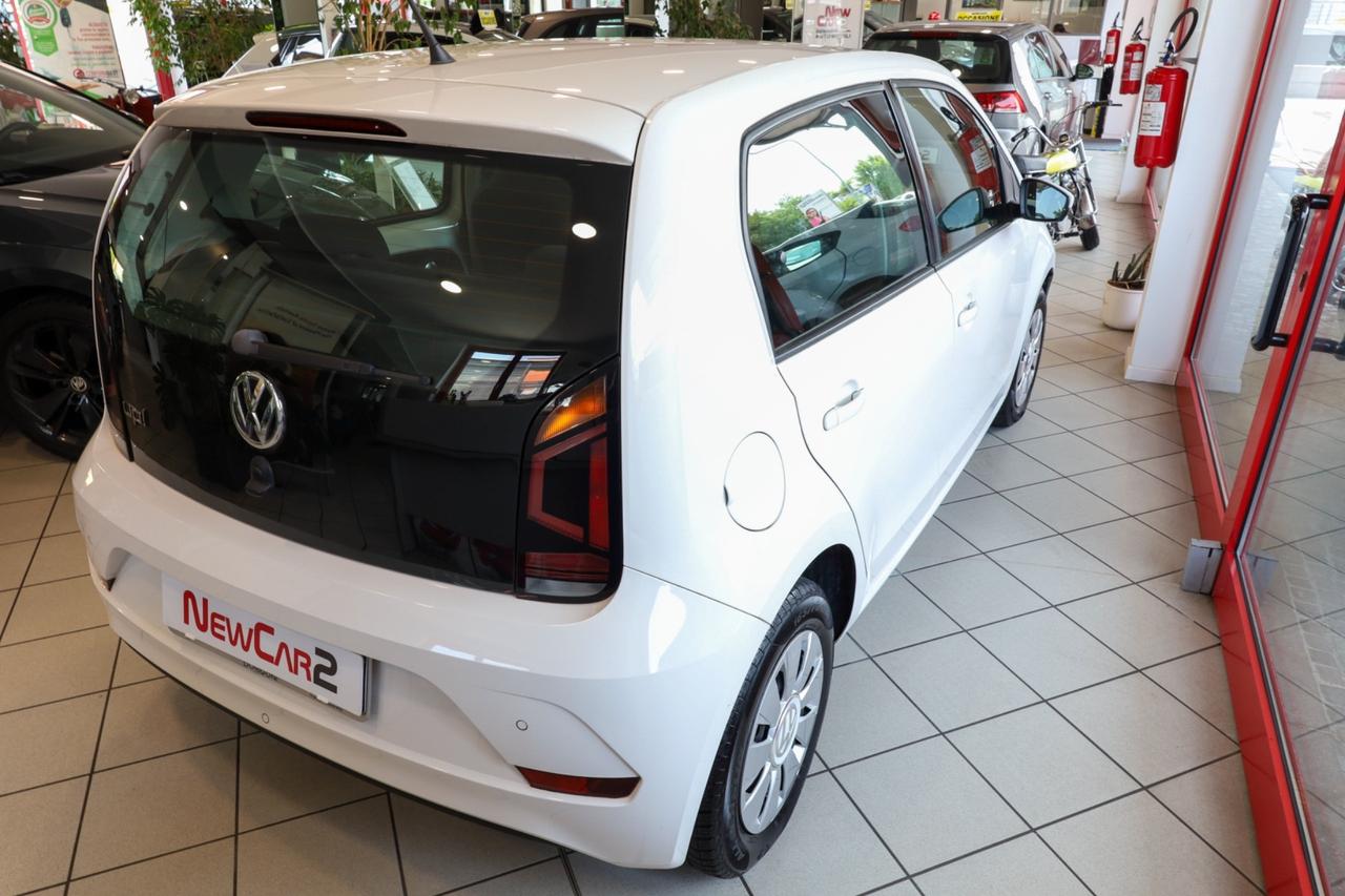 VOLKSWAGEN UP! 1.0 MOVE UP! km 15.000 NEOPATENTATI