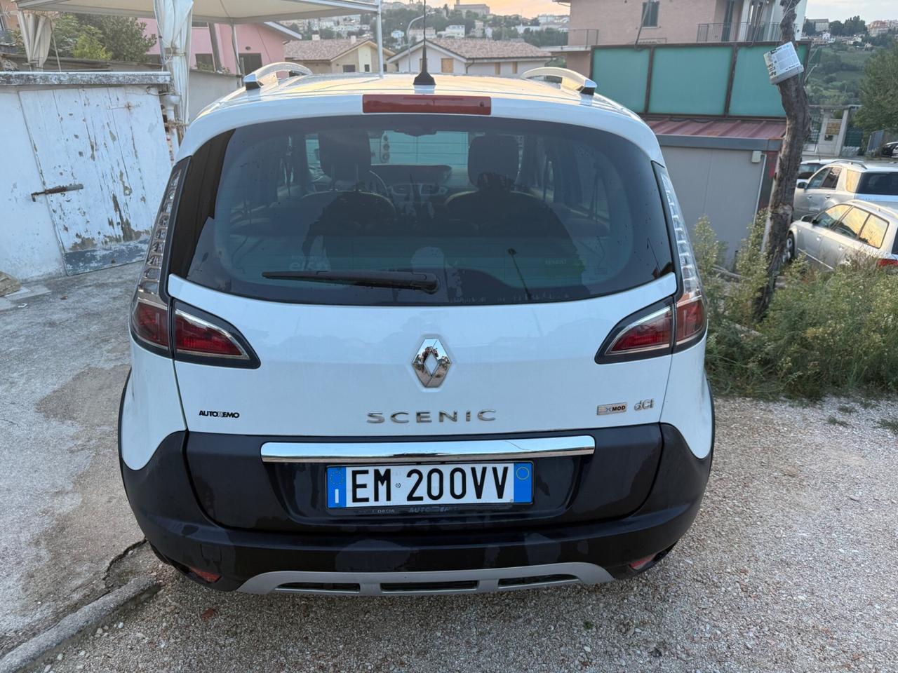 Renault Scenic Scénic XMod 1.5 dCi 110CV Start&Stop Energy CROSS