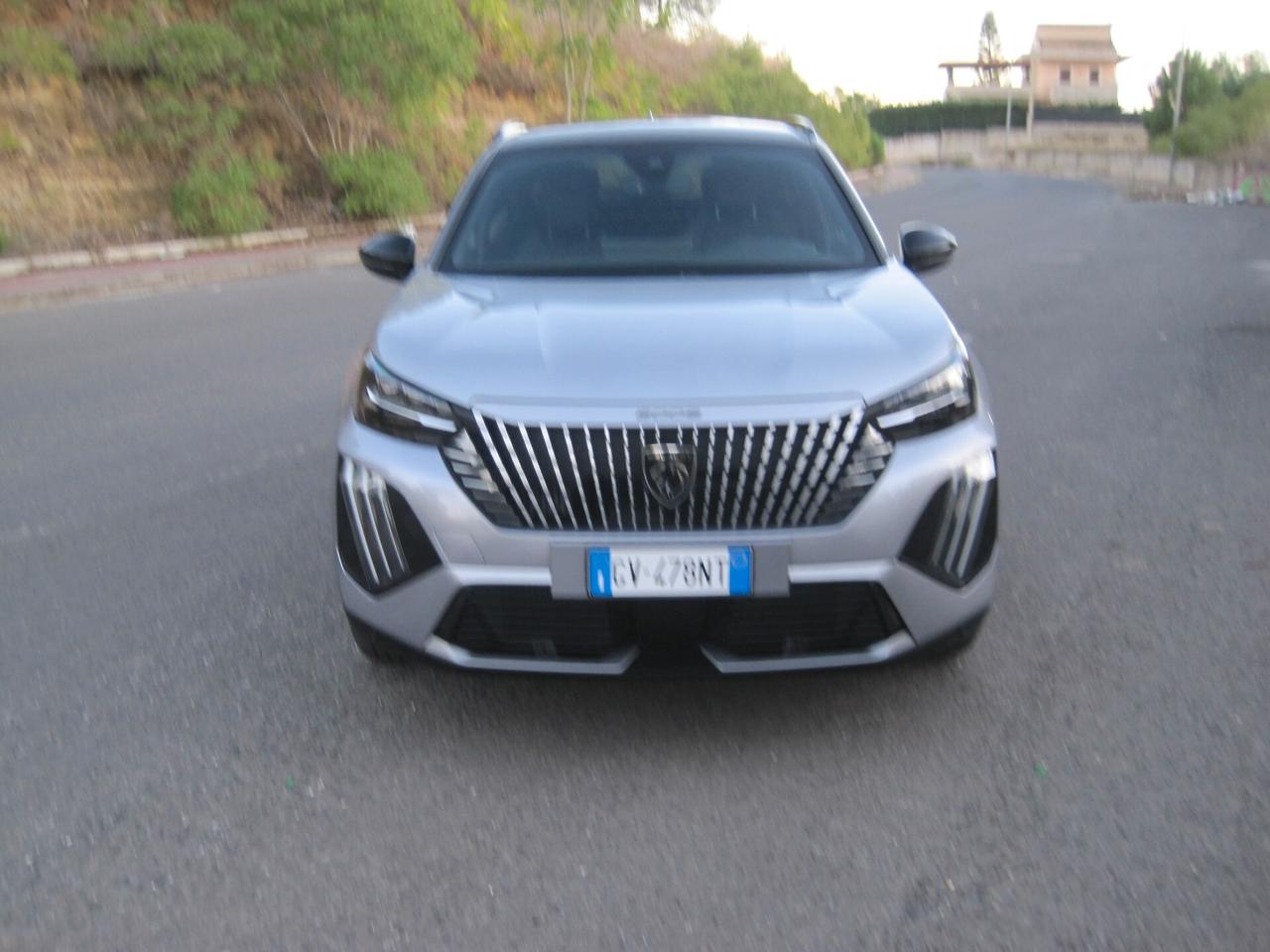 Peugeot 2008 PureTech 130 S&S EAT8 GT