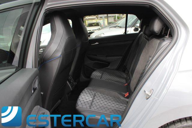 VOLKSWAGEN Golf 8.5 2.0 TDI 150CV DSG R-Line Plus TETTO LED PRONTA