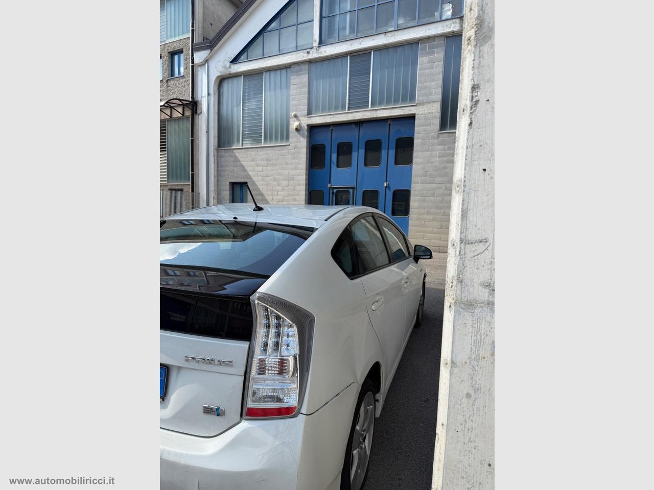 TOYOTA Prius 1.8 Active