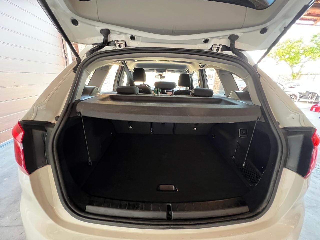 Bmw 216 216d Active Tourer Advantage