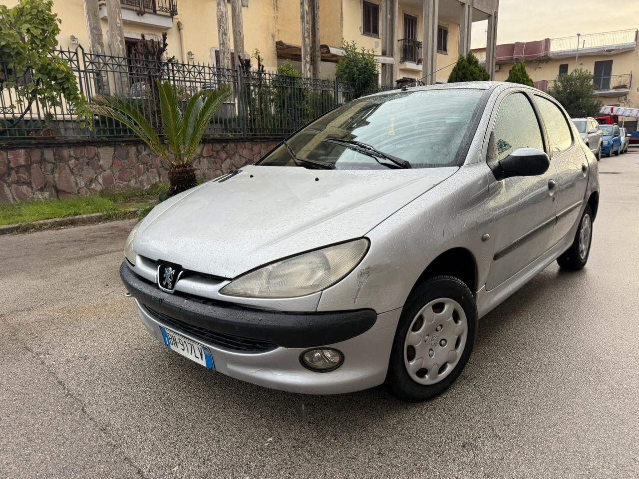 Peugeot 206 1.1 5p. XT