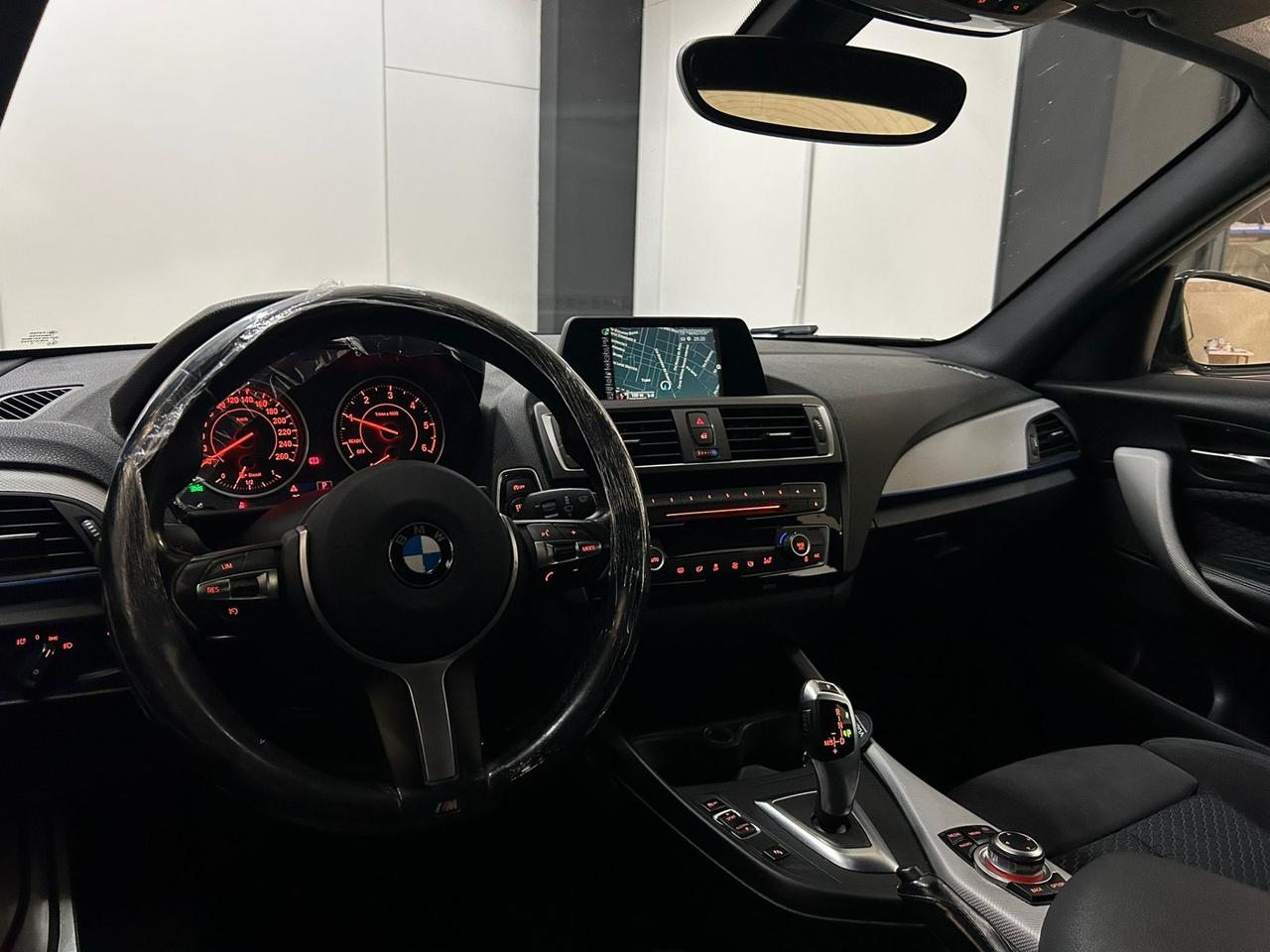 Bmw 116 116d 5p. Msport