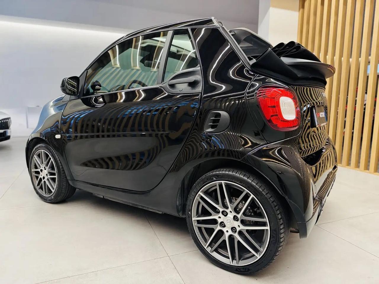 SMART BRABUS 0.9 BRABUS CABRIO EXCLUSIVE 109CV *FINANZIABILE*