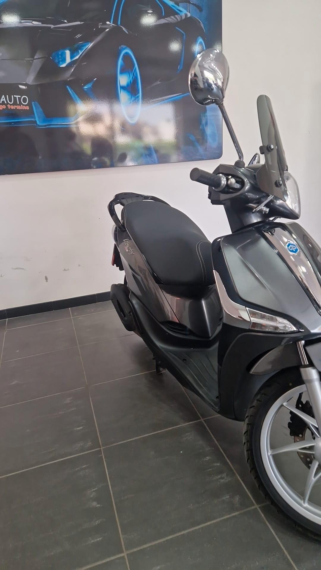Piaggio Liberty S 125 BASE