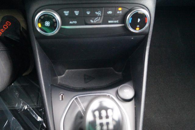 FORD Fiesta 1.1 75 CV 5 porte Titanium