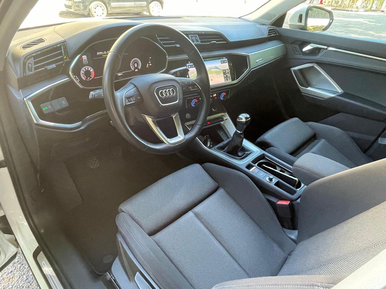 Audi Q3 S Line 1.5 35 TFSI #11556