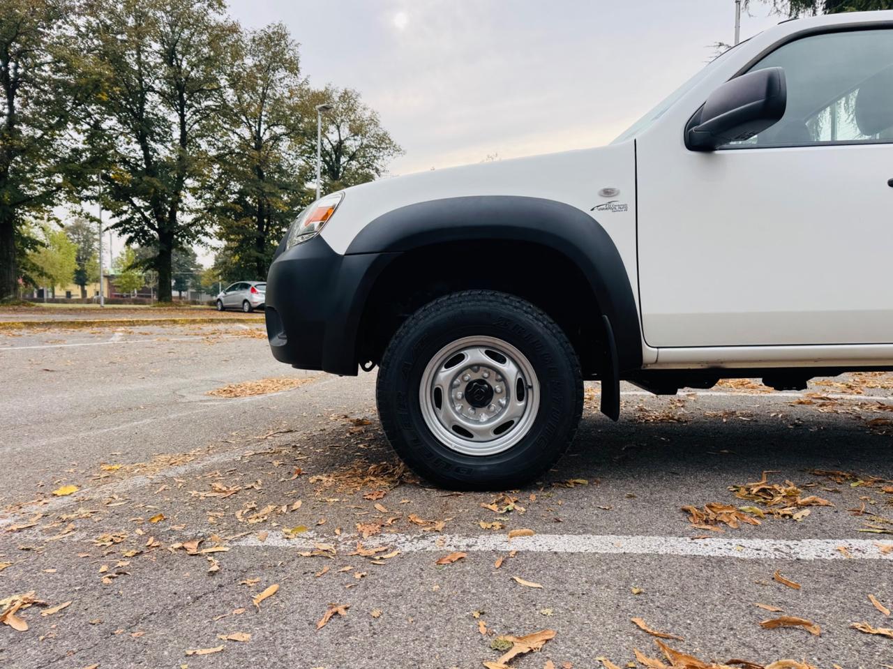 Mazda BT-50 2.5 TD cat 4x2 Single Cab Hot Pick-up