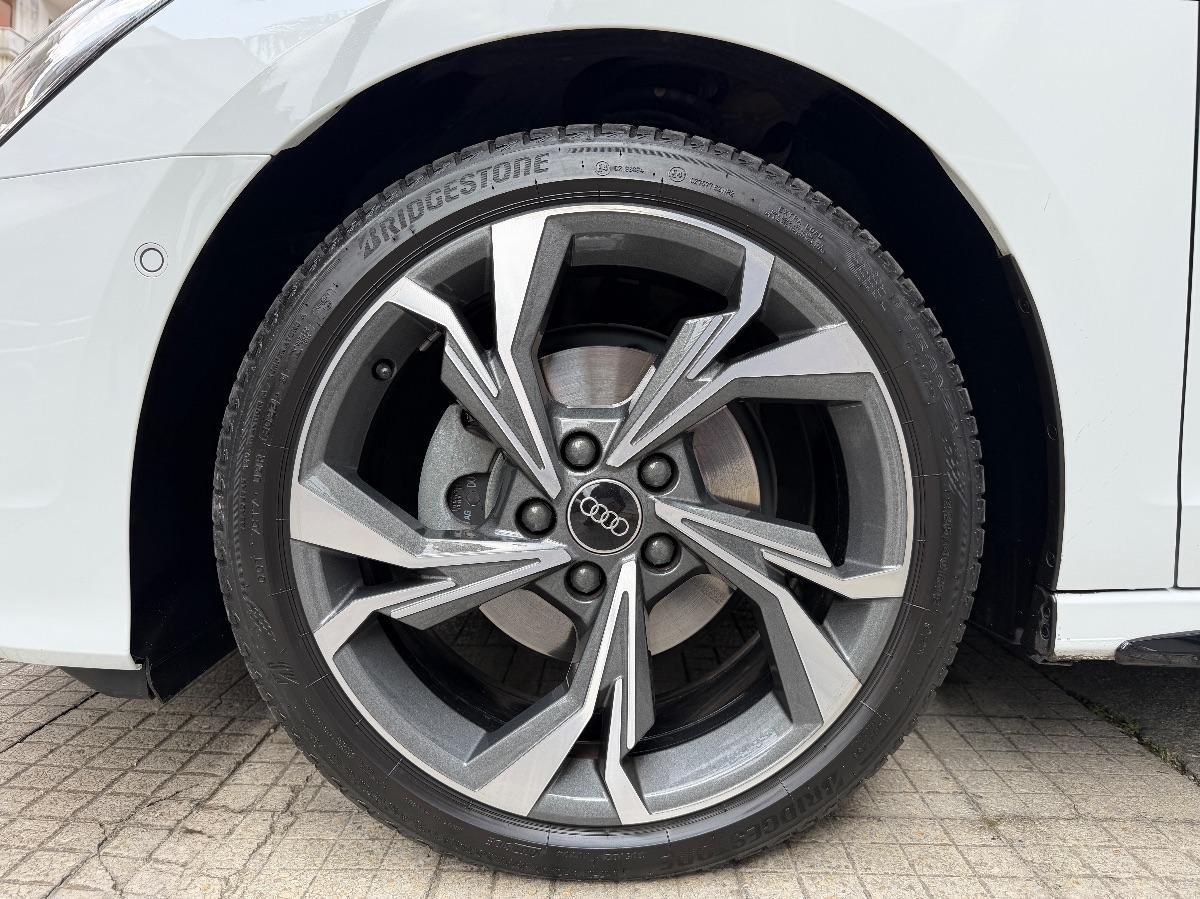 Audi A3 Sportback 30 TDI S-line edition Identity Black 116CV