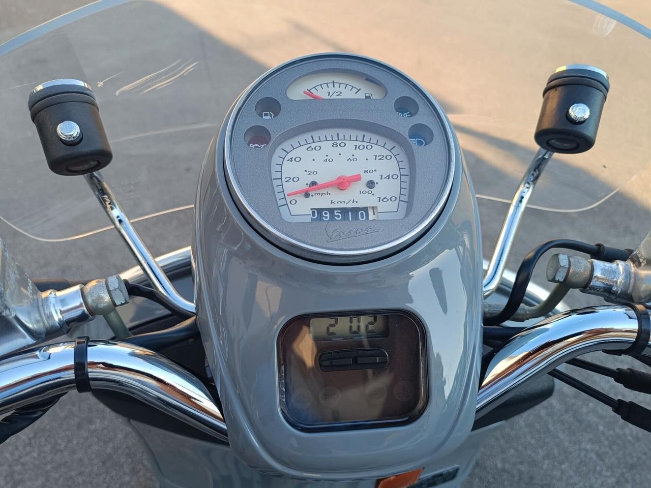 Vespa Gt 60 250 cc. Faro Basso Edizione Limitata