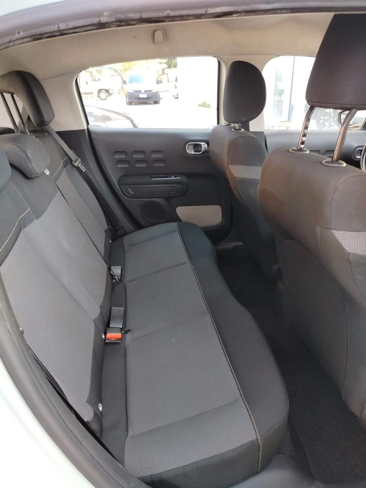 Citroen C3 PureTech 82 GPL Shine FULL OPTIONAL