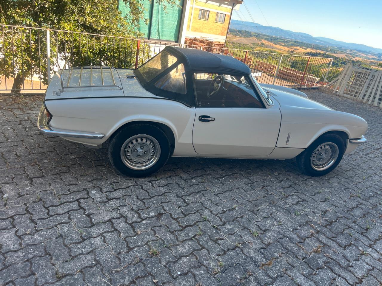 Triumph Spitfire 1500 hardtop