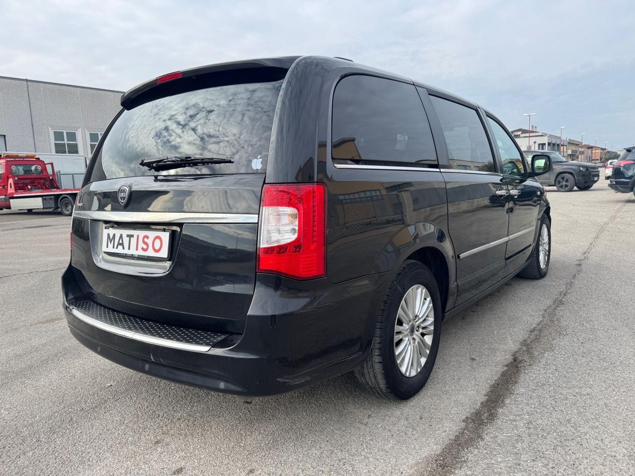 Lancia Voyager 2.8 Turbodiesel Platinum 163 CV