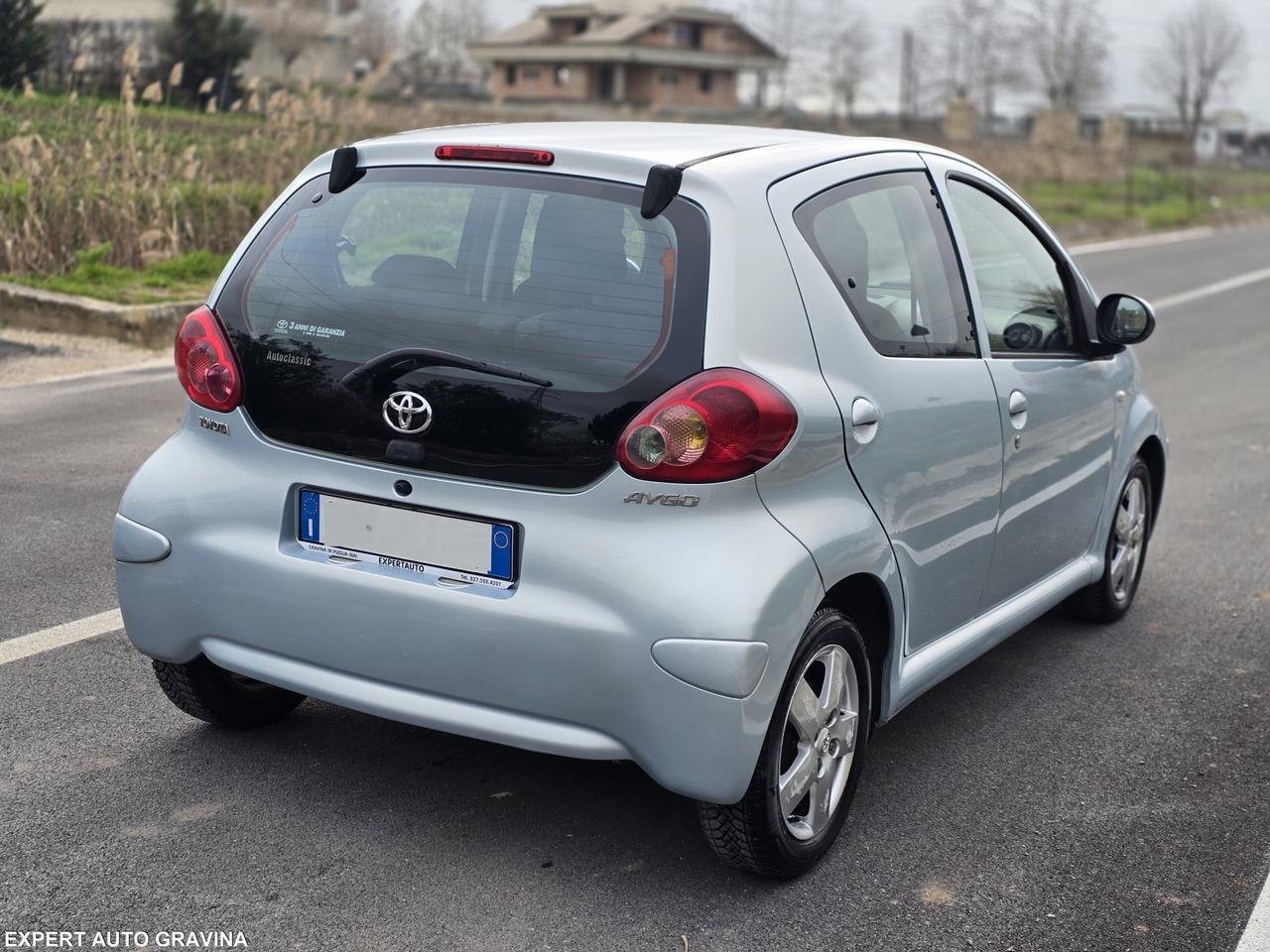 TOYOTA AYGO 1.0 BENZ 5 PORTE PER NEO PATENTATO