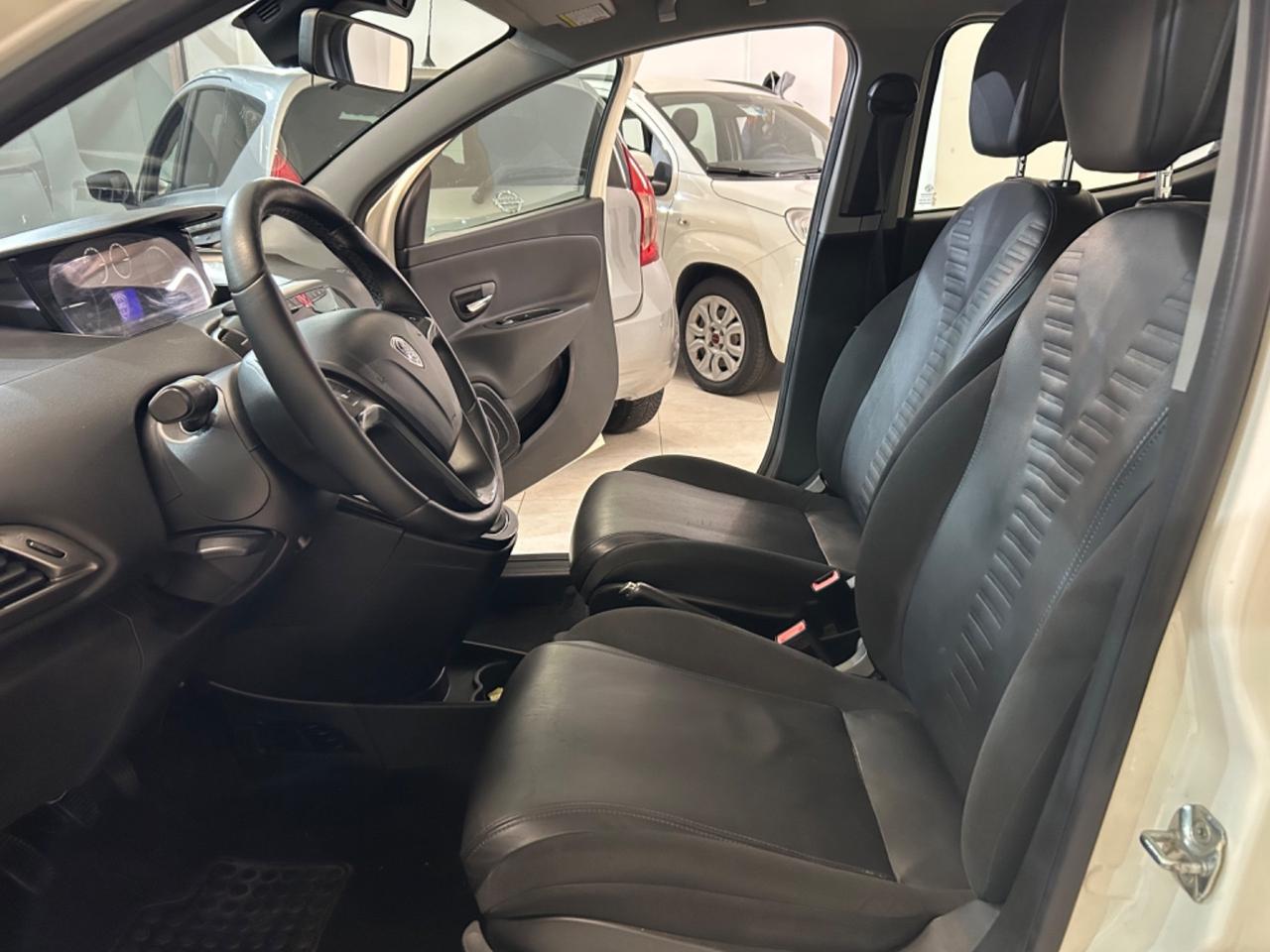 Lancia Ypsilon 1.3 MJT 70 kw 2011 EURO5B