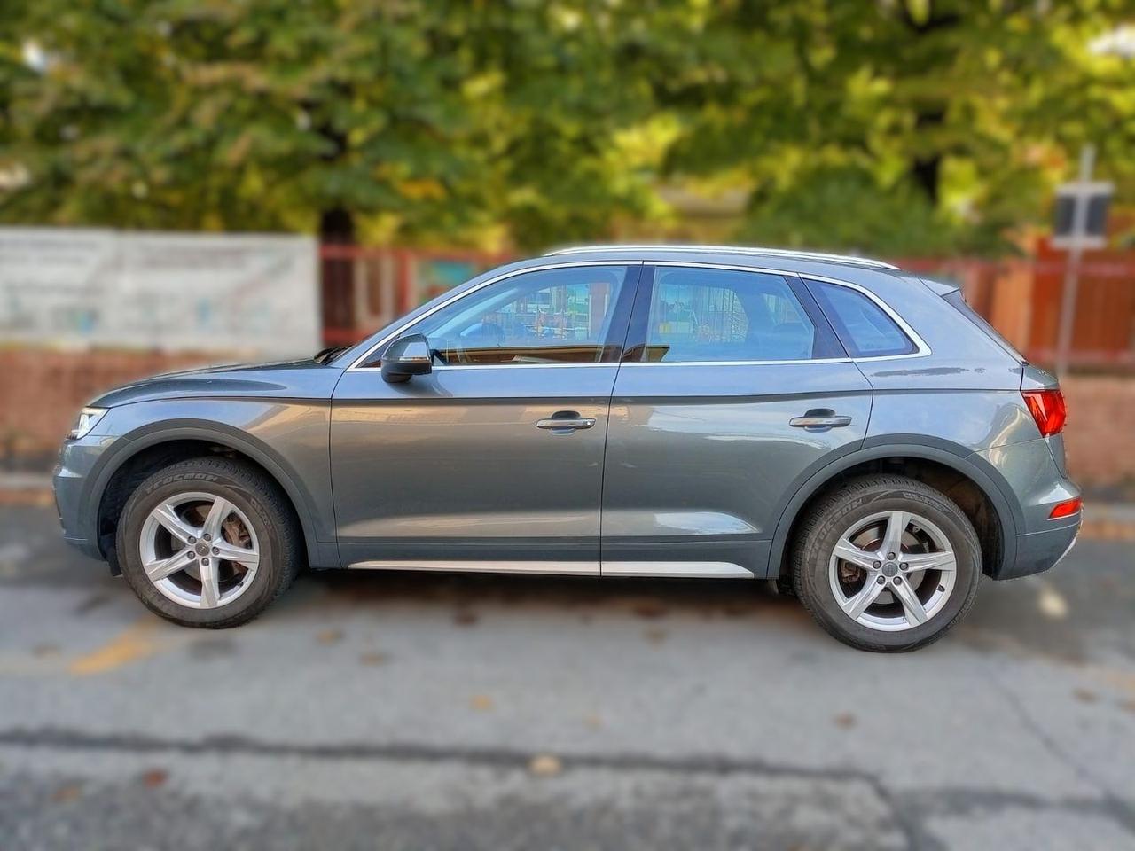Audi Q5 Business Sport 2.0 40 TDI #7006