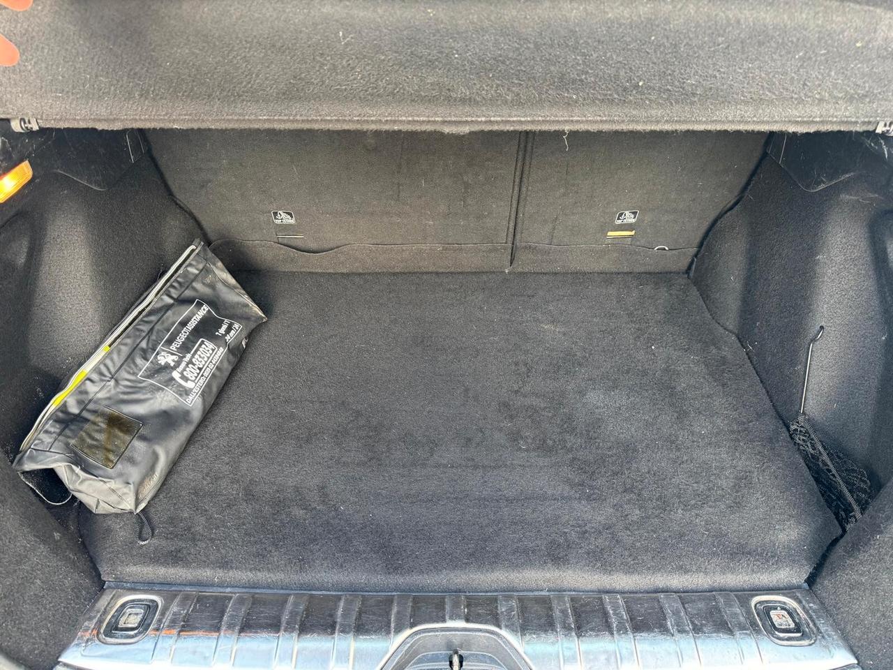 Peugeot 2008 BlueHDi 100 Allure