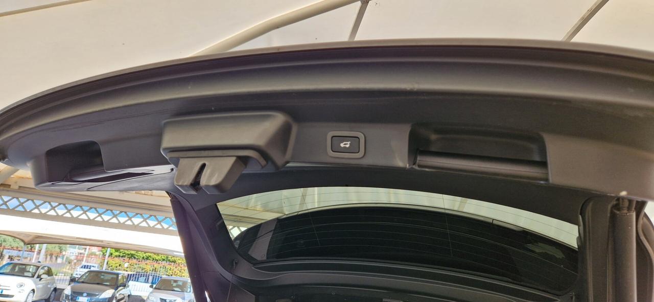 Jaguar F-Pace 2.0 D 180cv Prestige ** Motore Km Zero**