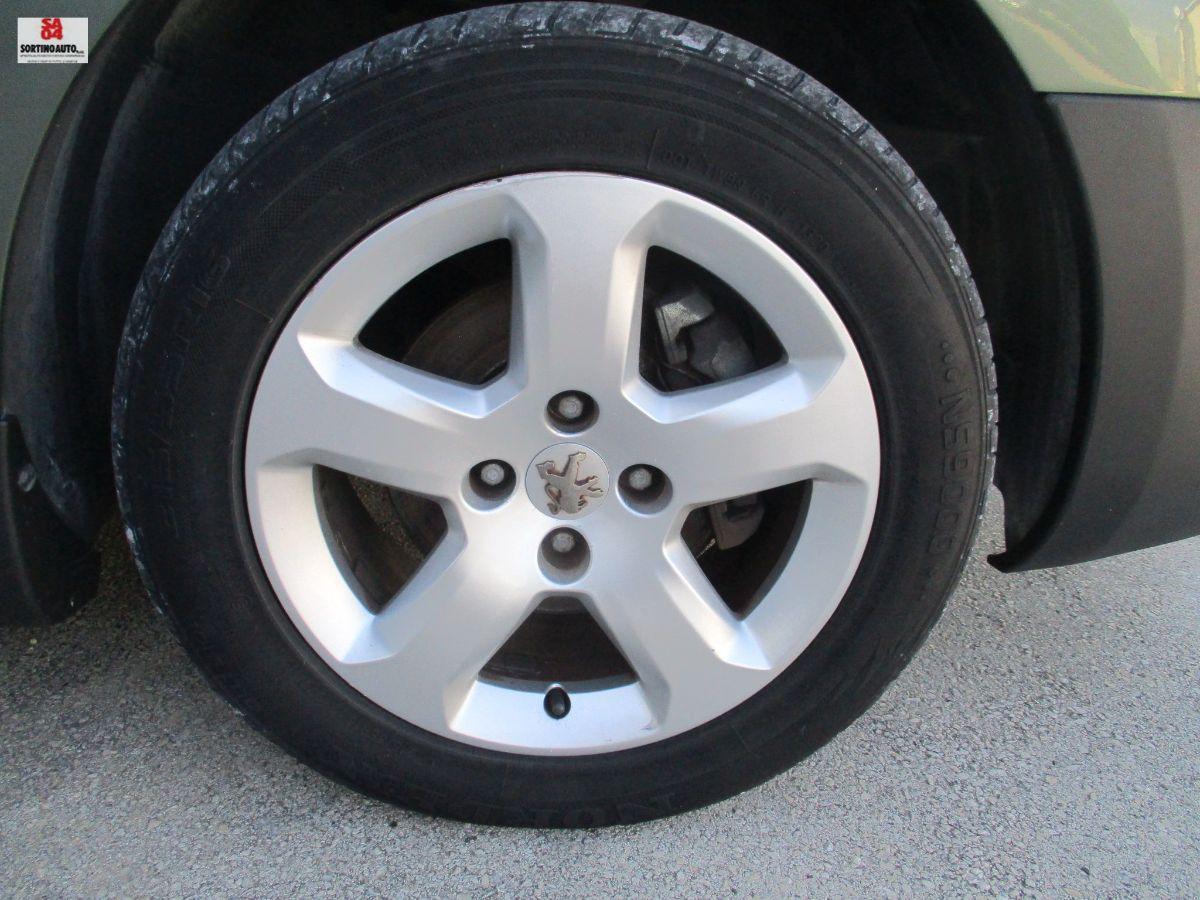 PEUGEOT Partner Tepee 1.6 HDi 92cv Outdoor