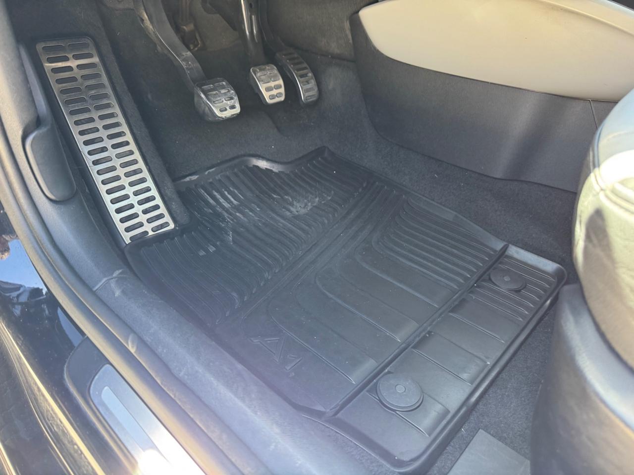 Audi A1 1.6 TDI 105 CV S line edition plus