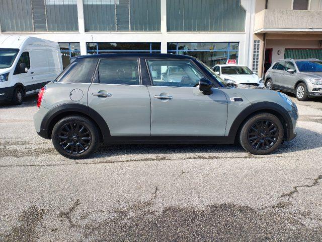 MINI Cooper 1.5 5 porte