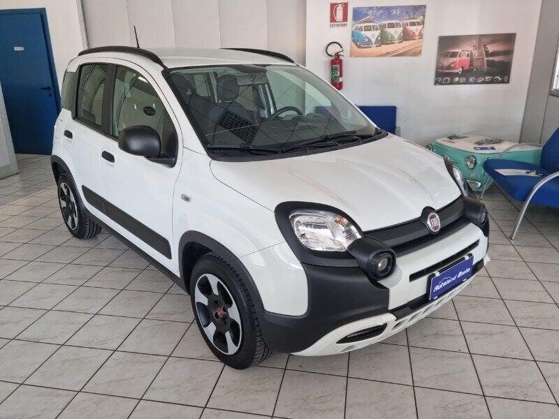 FIAT Panda Panda 1.0 FireFly S&S Hybrid City Cross