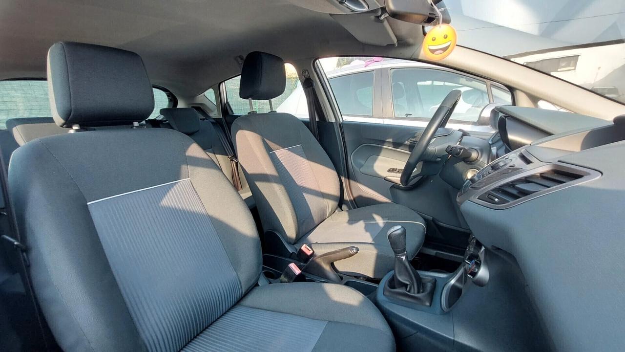 Ford Fiesta 1.2 benzina Neopatentati