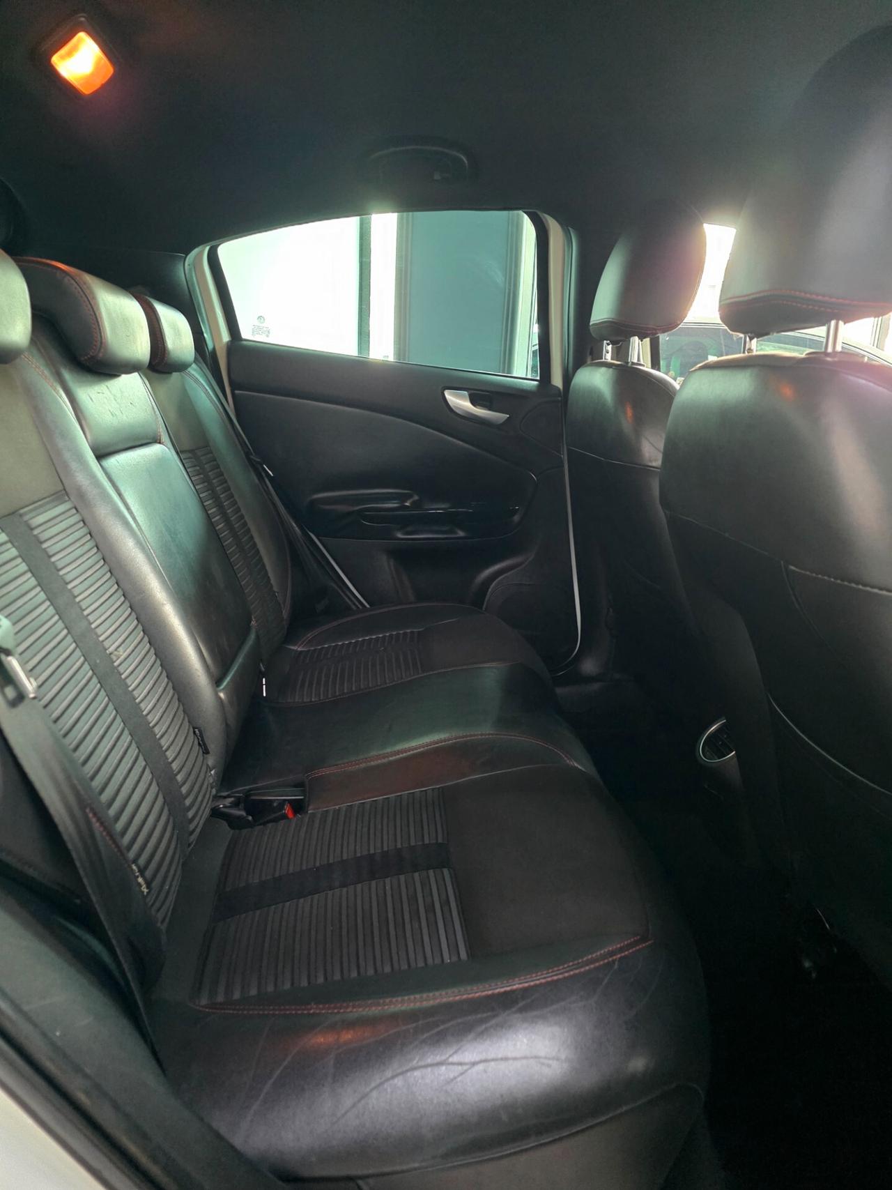 Alfa Romeo Giulietta 1.6 JTDm-2 105 CV Distinctive