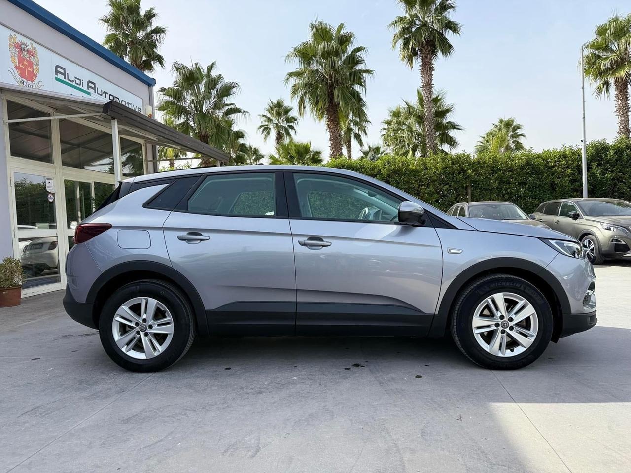 Opel Grandland X 1.5 diesel Ecotec Start&Stop aut. Business Ed.