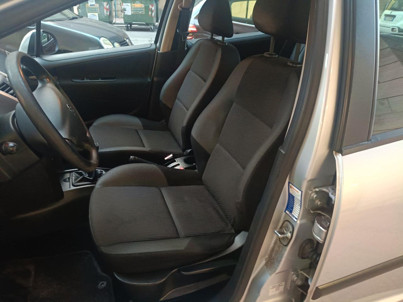 PEUGEOT 207 ENERGYECO-GPL-NEOPATENTATI-Euro3990