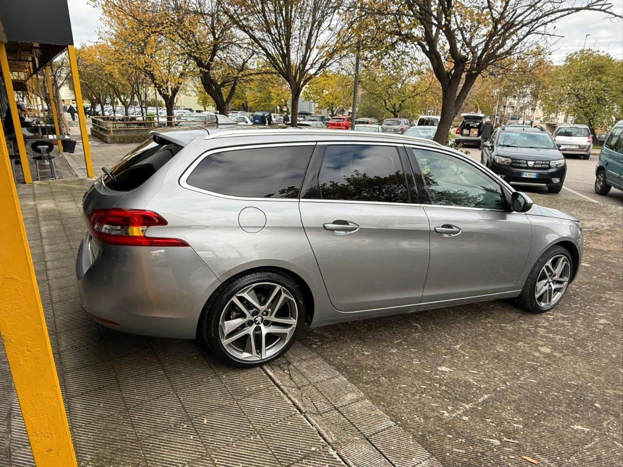 Peugeot 308 SW 1.2 PURETECH