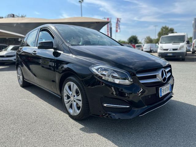 MERCEDES-BENZ B 180 d Automatic Premium