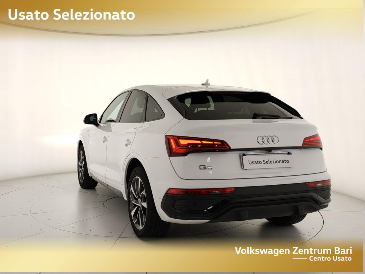Audi Q5 sportback 35 2.0 tdi mhev 12v s line s-tronic