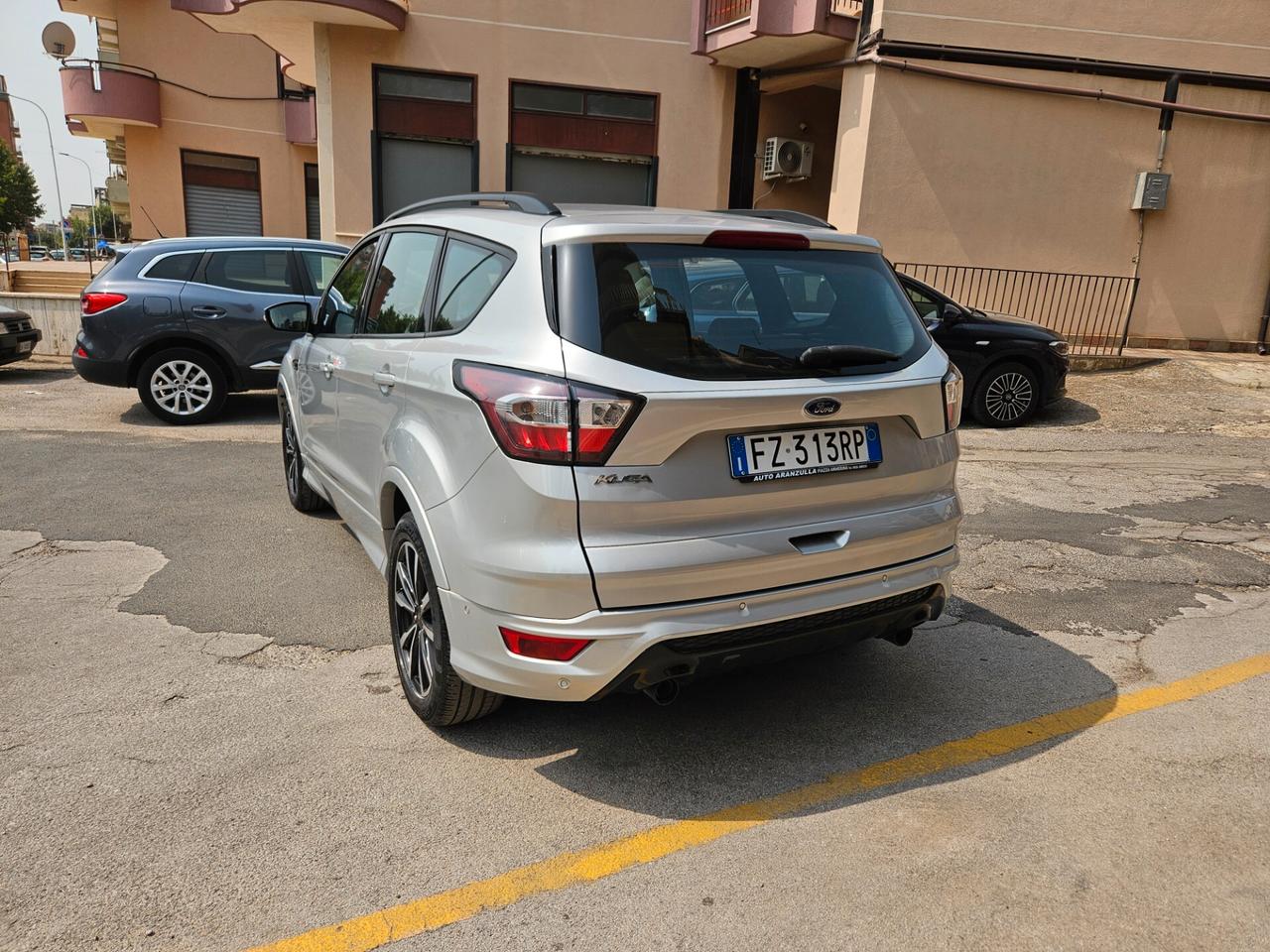 FORD KUGA 2.0 TDCI 120CV ST LINE CHILOMETRI CERTI