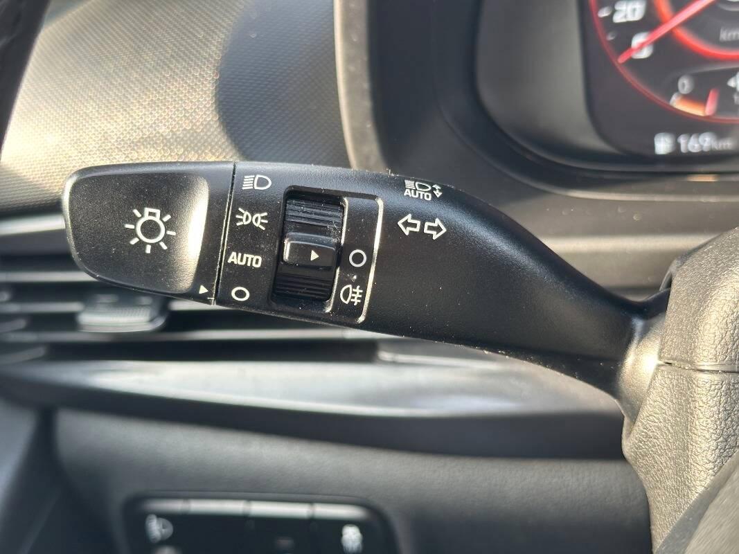 Hyundai i20 1.2 mpi Connectline con Telecamera e CarPlay