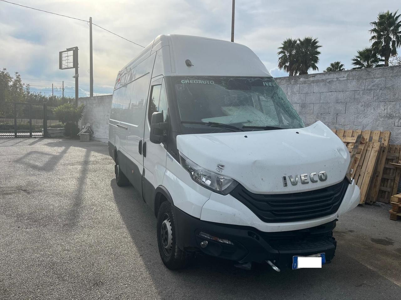 Iveco Daily 35S12V 2.3 HPT PM-TN Furgone