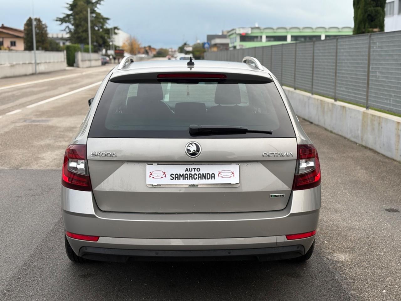 Skoda Octavia 1.4 TSI Wagon Executive G-Tec 2017