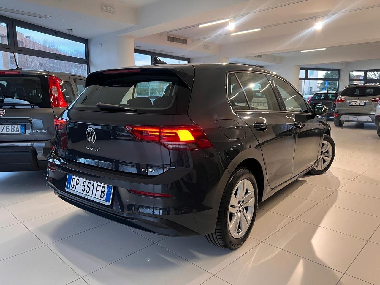 Volkswagen Golf 1.0 TSI EVO Life DSG