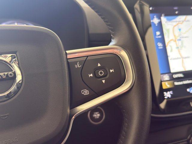 VOLVO XC40 D3 AWD Geartronic Inscription