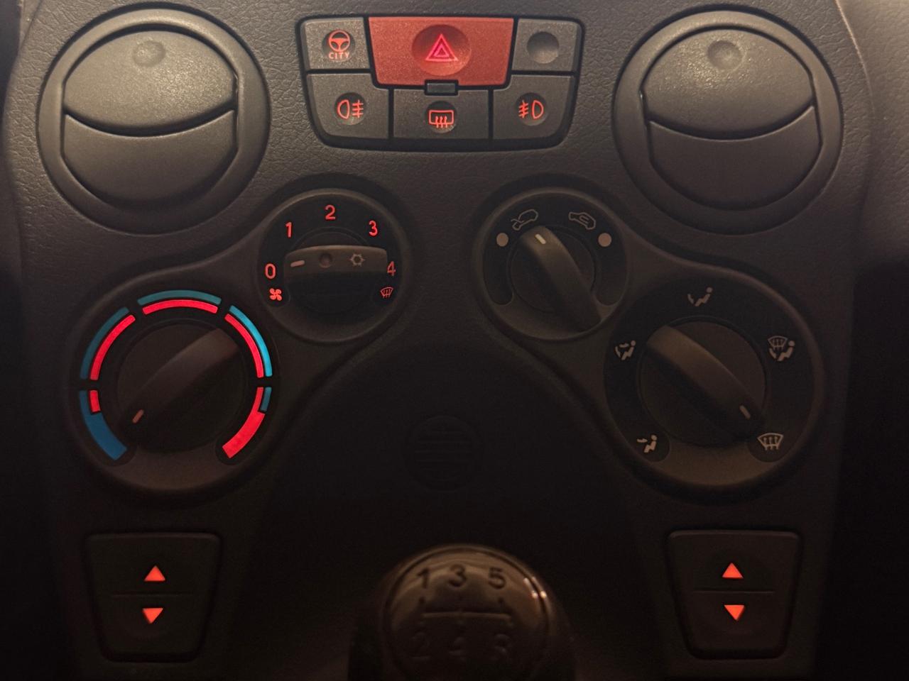MERAVIGLIOSA FIAT PANDA CON SOLI 77.061 KM