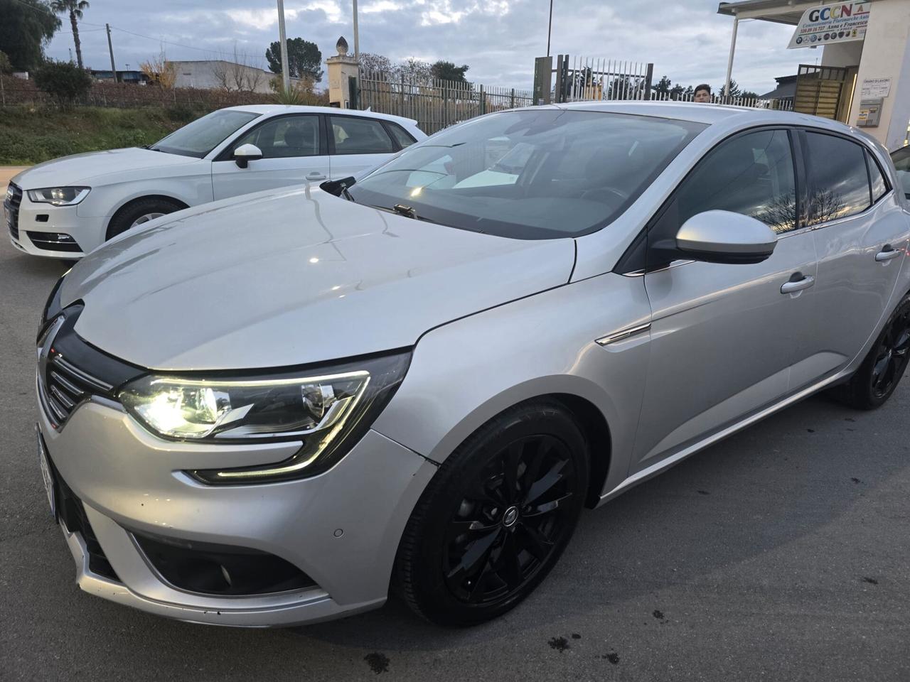 Renault Megane Mégane dCi 8V 110 CV EDC Energy Bose