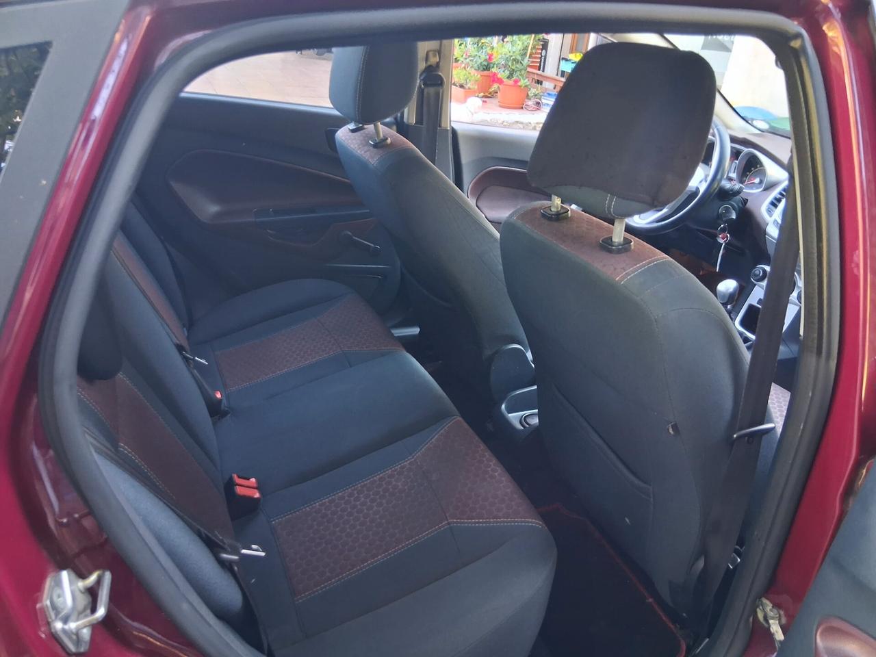 Ford Fiesta 1.4 5 porte Bz.- GPL Titanium