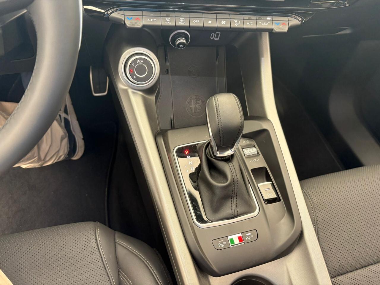 Alfa Romeo Tonale 1.5 hybrid Tributo Italiano 160cv tct7